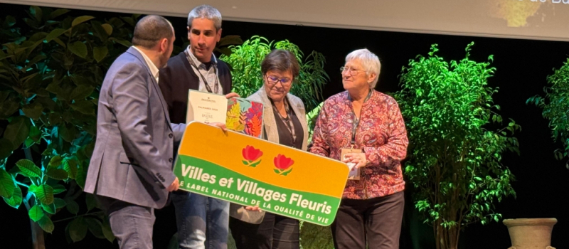 Deux fleurs au concours Villes et Villages Fleuris !