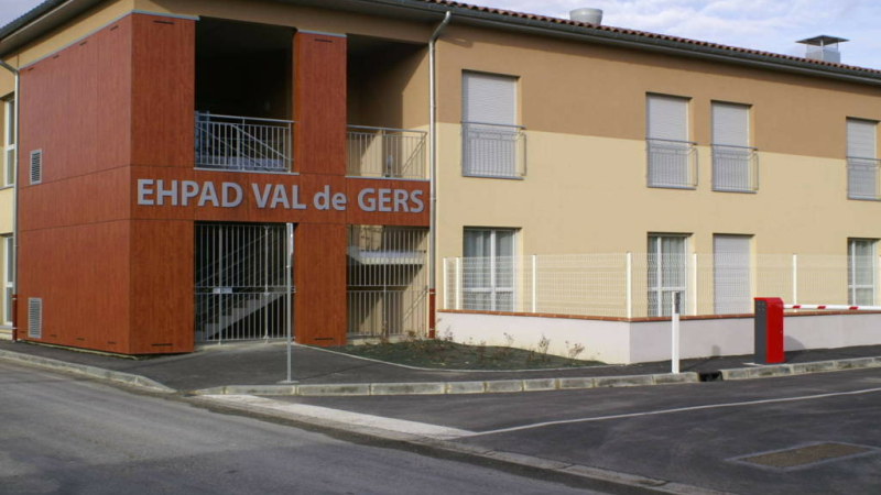 Appel  à un rassemblement devant l'EHPÄD  Val de Gers à Masseube , à l'initiation de la CGT