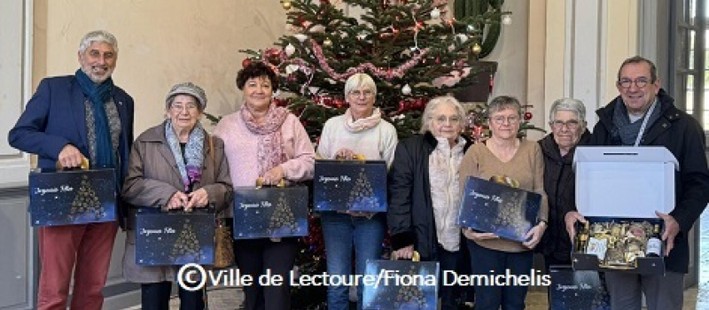 Des coffrets gourmands pour les aînés de la commune