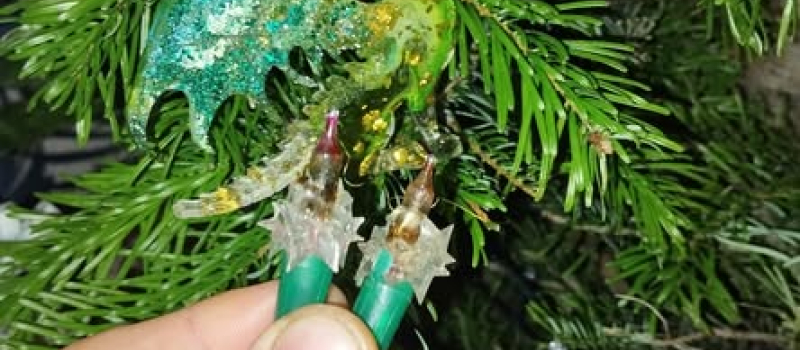 Frayeur de Noël : Attention aux vieilles guirlandes !