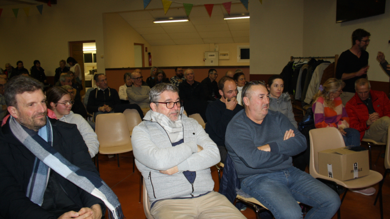 Une assemblée générale inondée par un flot de médailles