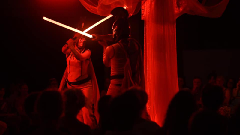 "Antigone" par La Boîte à jouer à Castéra !