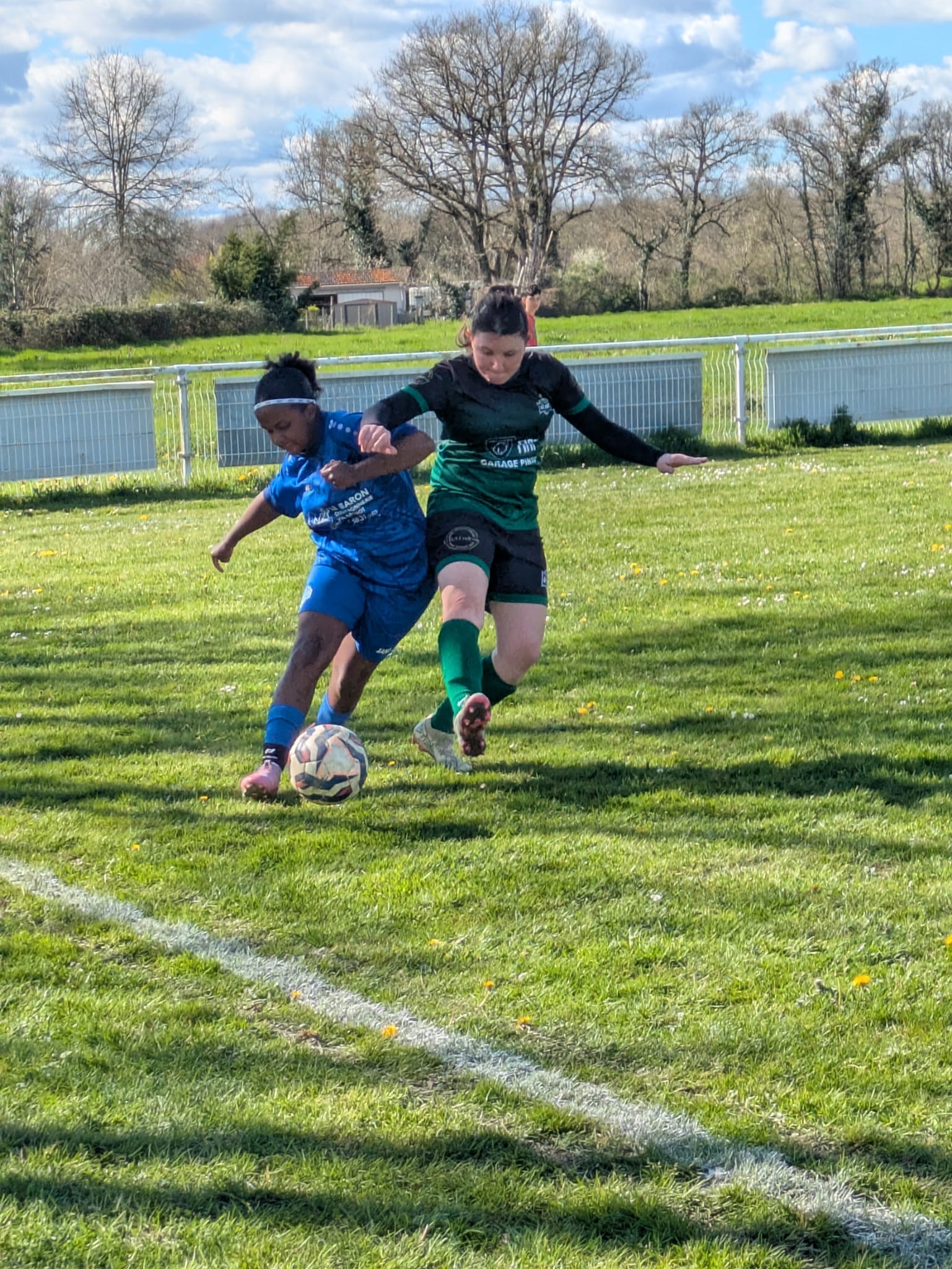 Beaucoup d'engagement et de rigueur défensive au cours de ce match à domicile pour le FCRjpeg