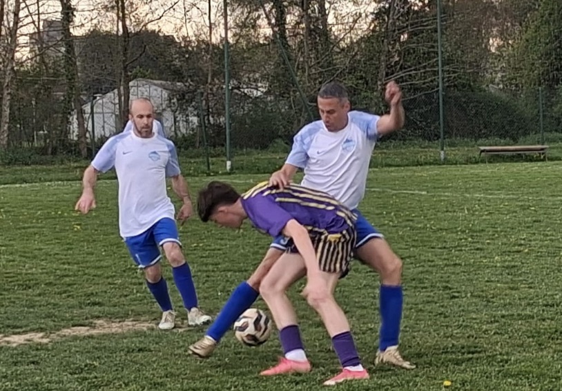 Un match serré et engagé qui permet aux risclois de rester dans la course au podiumIMG_2830.jpeg