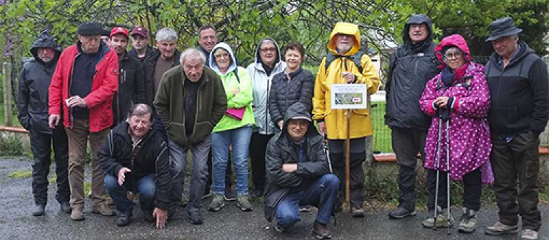 Pasquette pluvieux, marcheurs courageux!