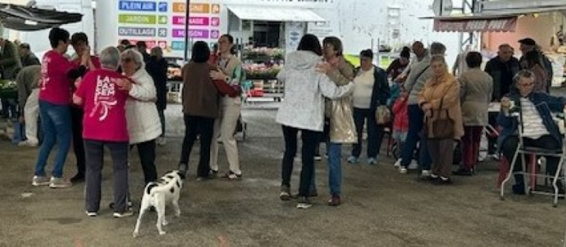 Animation sur le marché hebdomadaire