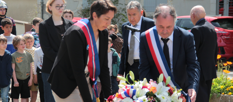 Commémoration du 8 mai : une cérémonie respectueuse du passé avec la participation des enfants