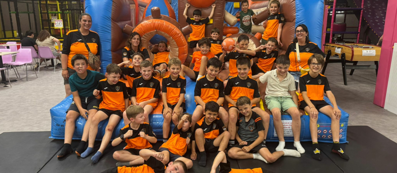 Vic Kidz : une sortie de fin d'année réussie pour les U8 et U10 !
