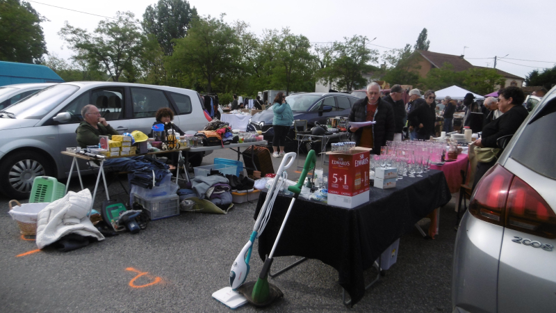 L’école de Panassac organise son vide Grenier/Coffre à Jouets.