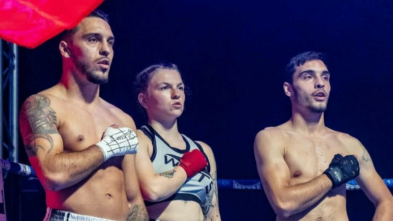 Sama 'combat revient à la halle à la volaille