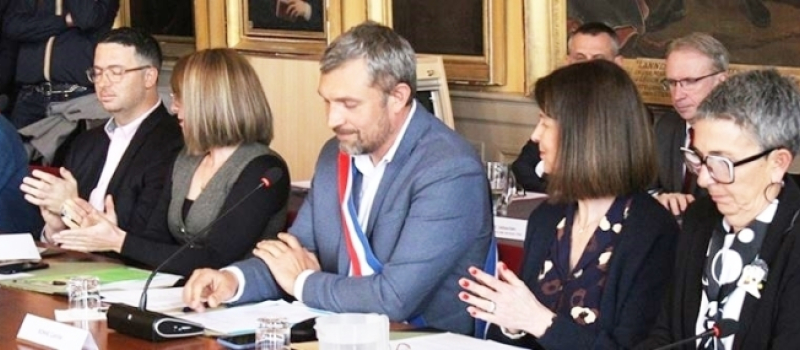 "Nécessité d'accélérer l'adaptation de la ville au changement climatique", confie Camille Bonne en séance du Conseil Municipal