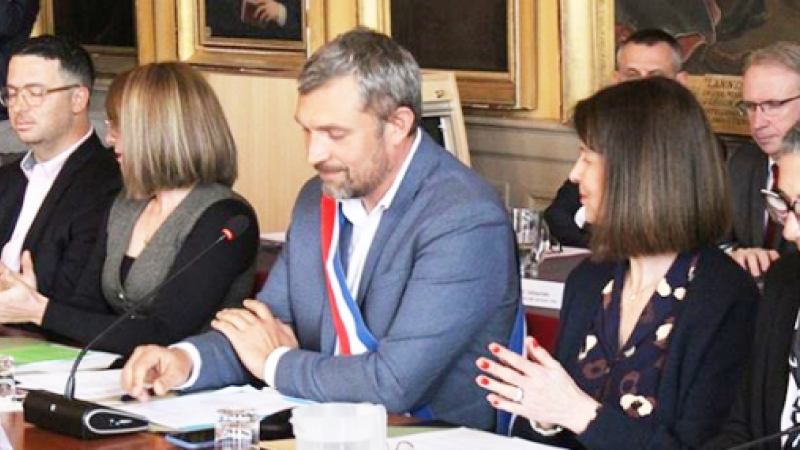 "Nécessité d'accélérer l'adaptation de la ville au changement climatique", confie Camille Bonne en séance du Conseil Municipal