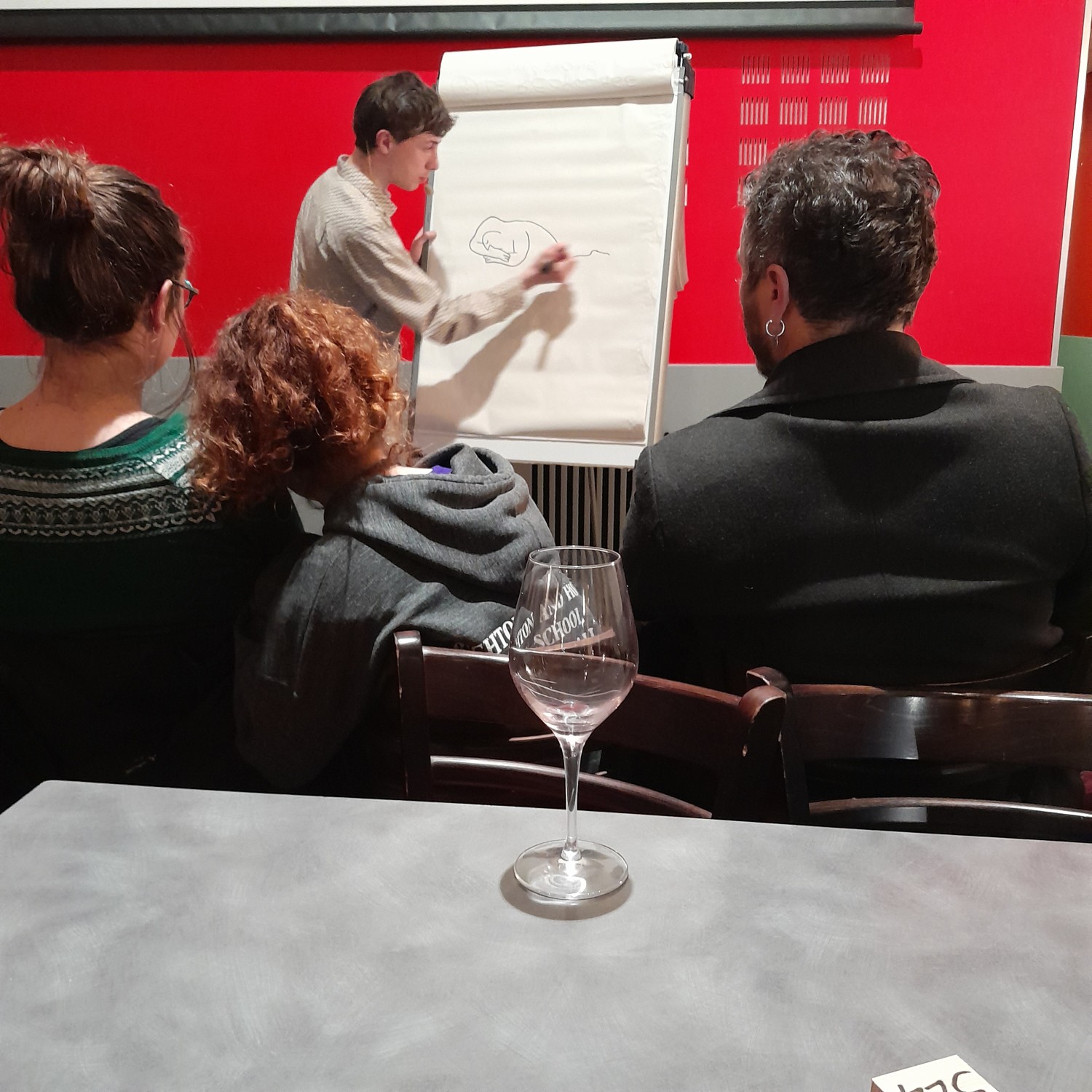 Léon nous parle de la nuit au Café du Centre